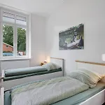 Reit- Und Alte Dorfschule *