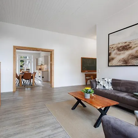 Reit- Und Alte Dorfschule Apartamento *